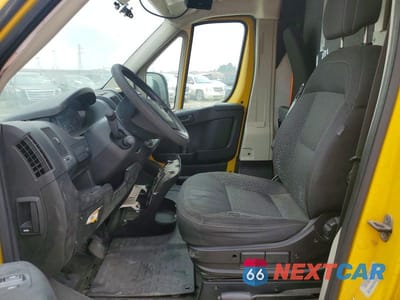 Zdjęcie 7 z 13 samochodu: 2016 RAM PROMASTER 3500 3500 HIGH VIN:3C6URVJG2GE108063 - miniatura