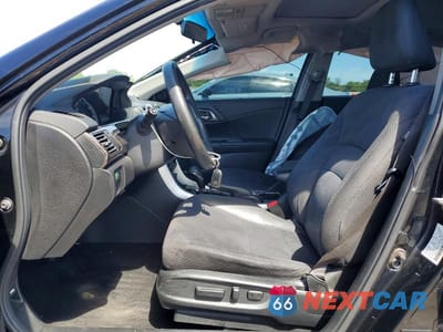 Zdjęcie 7 z 12 samochodu: 2017 HONDA ACCORD EX VIN:1HGCR2F73HA035741 - miniatura