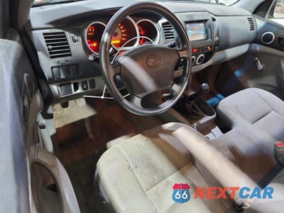 Zdjęcie 8 z 12 samochodu: 2005 TOYOTA TACOMA BASE VIN:5TEPX42N25Z008957 - miniatura