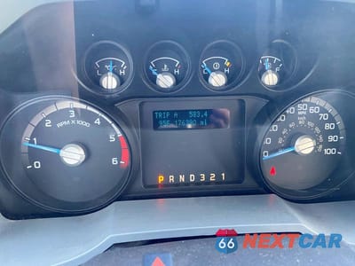 Zdjęcie 8 z 15 samochodu: 2013 FORD F-450 VIN:1FDUF4HY5DEB43094 - miniatura