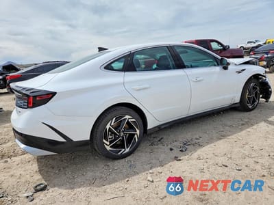 Trzecie zdjęcie samochodu z tyłu: 2026 HYUNDAI SONATA SEL SPORT VIN:KMHL64JA7TA524816 - miniatura