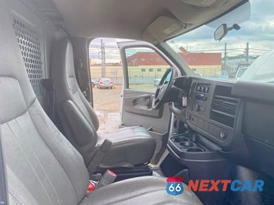 Piąte zdjęcie samochodu w środku: 2014 CHEVROLET EXPRESS G2500 VIN:1GCWGFCA9E1143690 - miniatura