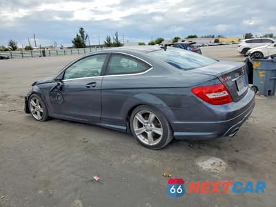 Drugie zdjęcie samochodu z przodu: 2015 MERCEDES-BENZ C 250 VIN:WDDGJ4HB3FG357283 - miniatura