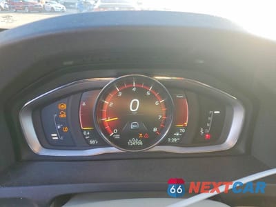 Zdjęcie 9 z 11 samochodu: 2015 VOLVO S60 PLATINUM VIN:YV126MFM7F1362722 - miniatura