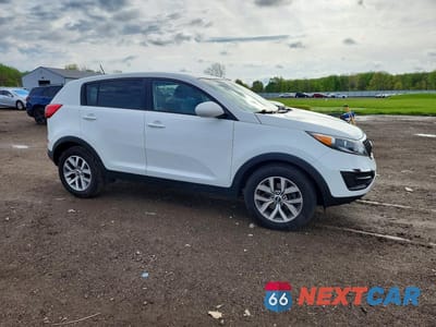 Czwarte zdjęcie samochodu z boku: 2016 KIA SPORTAGE LX VIN:KNDPB3AC5G7804296 - miniatura