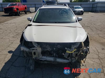 Piąte zdjęcie samochodu w środku: 2016 SUBARU OUTBACK 2.5I LIMITED VIN:4S4BSANC7G3230182 - miniatura