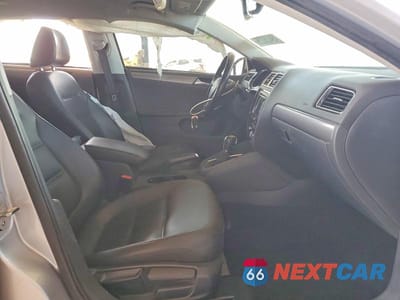 Zdjęcie 7 z 12 samochodu: 2015 VOLKSWAGEN JETTA TDI VIN:3VWLA7AJ5FM318144 - miniatura