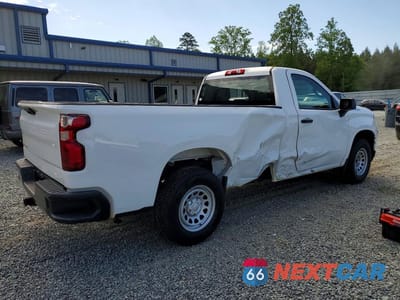Trzecie zdjęcie samochodu z tyłu: 2021 CHEVROLET SILVERADO C1500 VIN:3GCNWAEH8MG366069 - miniatura