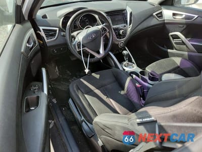 Zdjęcie 8 z 12 samochodu: 2013 HYUNDAI VELOSTER RE MIX VIN:KMHTC6AD4DU134075 - miniatura