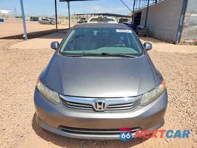 Piąte zdjęcie samochodu w środku: 2012 HONDA CIVIC LX VIN:2HGFB2F54CH318658 - miniatura