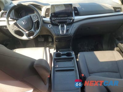 Zdjęcie 8 z 13 samochodu: 2018 HONDA ODYSSEY EX VIN:5FNRL6H43JB509396 - miniatura