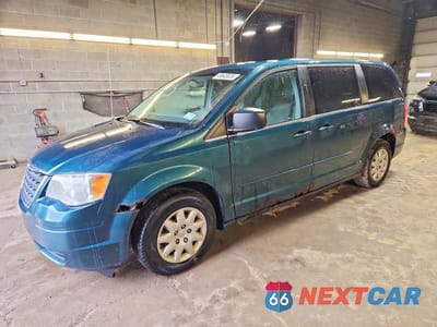 2009 CHRYSLER TOWN & COUNTRY LX 2A8HR44E39R549046 - główne zdjęcie licytacji z USA - miniatura