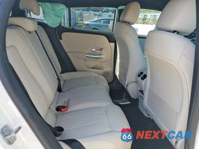 Zdjęcie 11 z 13 samochodu: 2024 MERCEDES-BENZ GLA 250 4MATIC VIN:W1N4N4HB9RJ557490 - miniatura