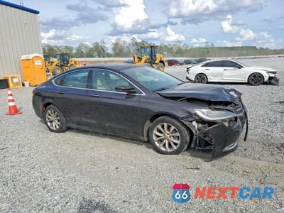 Czwarte zdjęcie samochodu z boku: 2015 CHRYSLER 200 C VIN:1C3CCCCB7FN564523 - miniatura