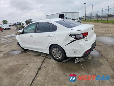 Drugie zdjęcie samochodu z przodu: 2019 KIA RIO S VIN:3KPA24AB9KE205638 - miniatura