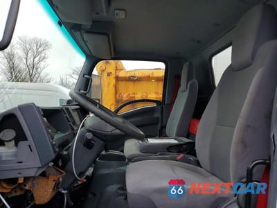 Zdjęcie 7 z 13 samochodu: 2022 ISUZU NRR BOX TRUCK VIN:54DE5W1L2NSR02479 - miniatura
