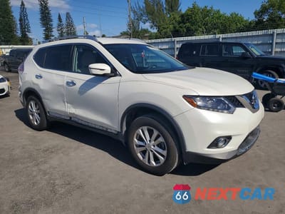 Czwarte zdjęcie samochodu z boku: 2016 NISSAN ROGUE SV VIN:KNMAT2MT9GP724430 - miniatura