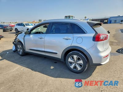 Drugie zdjęcie samochodu z przodu: 2018 KIA NIRO LX VIN:KNDCB3LC0J5155828 - miniatura