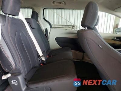 Zdjęcie 11 z 13 samochodu: 2020 CHRYSLER PACIFICA TOURING VIN:2C4RC1FG3LR117736 - miniatura