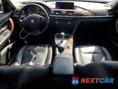 Zdjęcie 8 z 12 samochodu: 2013 BMW 328 I VIN:WBA3A5C52DF354357 - miniatura