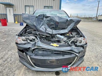 Piąte zdjęcie samochodu w środku: 2020 CHEVROLET SONIC LT VIN:1G1JD5SB4L4140479 - miniatura