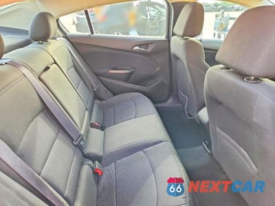 Zdjęcie 10 z 12 samochodu: 2017 CHEVROLET CRUZE LT VIN:1G1BE5SM5H7236176 - miniatura