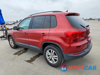 Drugie zdjęcie samochodu z przodu: 2015 VOLKSWAGEN TIGUAN S VIN:WVGAV7AX1FW001718 - miniatura
