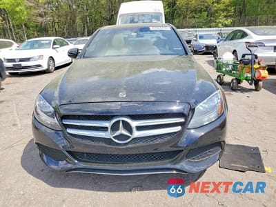 Piąte zdjęcie samochodu w środku: 2018 MERCEDES-BENZ C 300 VIN:WDDWF4JB8JR333467 - miniatura