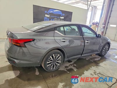 Trzecie zdjęcie samochodu z tyłu: 2024 NISSAN ALTIMA SV VIN:1N4BL4DV4RN430021 - miniatura