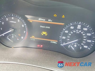 Zdjęcie 9 z 12 samochodu: 2018 GENESIS G80 3.8 VIN:KMHGN4JE0JU226983 - miniatura
