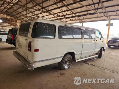 Trzecie zdjęcie samochodu z tyłu: 1986 DODGE RAM WAGON B350 VIN:2B4KB31W0GK531809 - miniatura