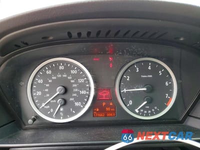 Zdjęcie 9 z 12 samochodu: 2007 BMW 525 I VIN:WBANE53517CW61425 - miniatura