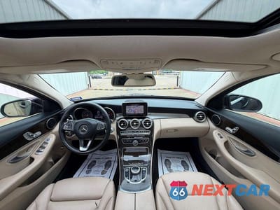 Zdjęcie 9 z 14 samochodu: 2018 MERCEDES-BENZ C 300 VIN:55SWF4JB4JU235776 - miniatura