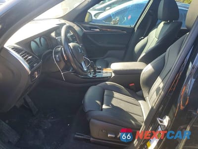 Zdjęcie 7 z 13 samochodu: 2018 BMW X3 XDRIVE30I VIN:5UXTR9C57JLC79995 - miniatura