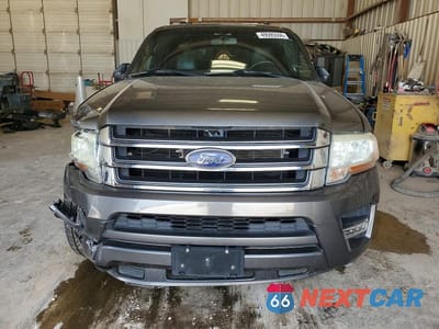 Piąte zdjęcie samochodu w środku: 2015 FORD EXPEDITION XLT VIN:1FMJU1HT0FEF50044 - miniatura