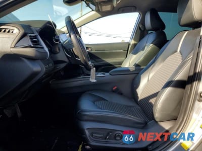 Zdjęcie 7 z 12 samochodu: 2021 TOYOTA CAMRY HYBRID SE VIN:4T1G31AK3MU567230 - miniatura