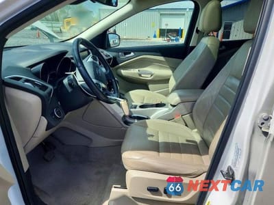 Zdjęcie 7 z 12 samochodu: 2013 FORD ESCAPE SEL VIN:1FMCU0HX5DUD77016 - miniatura