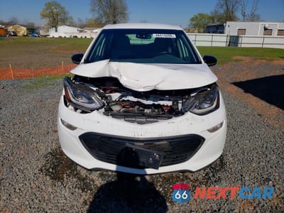 Piąte zdjęcie samochodu w środku: 2017 CHEVROLET BOLT EV LT VIN:1G1FW6S03H4179172 - miniatura