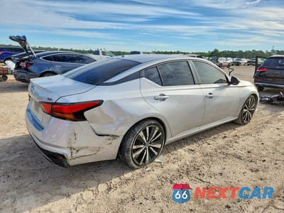 Trzecie zdjęcie samochodu z tyłu: 2019 NISSAN ALTIMA 2.5 SR VIN:1N4BL4CV0KC198083 - miniatura