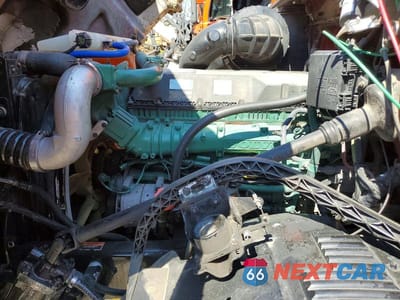Zdjęcie 7 z 10 samochodu: 2016 VOLVO VN VNL VIN:4V4NC9EH0GN947993 - miniatura
