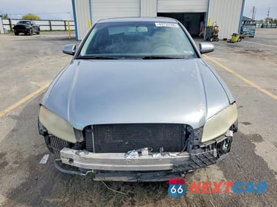 Piąte zdjęcie samochodu w środku: 2008 AUDI A4 2.0T VIN:WAUAF78E98A169190 - miniatura
