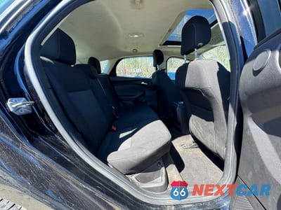 Zdjęcie 6 z 10 samochodu: 2018 FORD FOCUS SEL VIN:1FADP3M28JL225816 - miniatura
