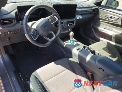 Zdjęcie 8 z 11 samochodu: 2025 FORD MUSTANG VIN:1FA6P8TH8S5103913 - miniatura