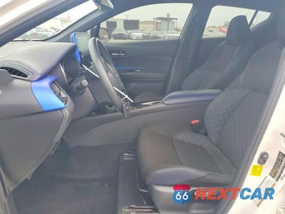 Zdjęcie 7 z 13 samochodu: 2020 TOYOTA C-HR XLE VIN:JTNKHMBX2L1068071 - miniatura