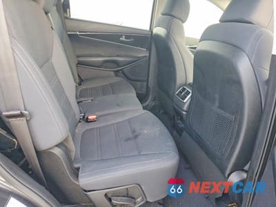 Zdjęcie 11 z 13 samochodu: 2017 KIA SORENTO LX V6 VIN:5XYPG4A53HG288842 - miniatura