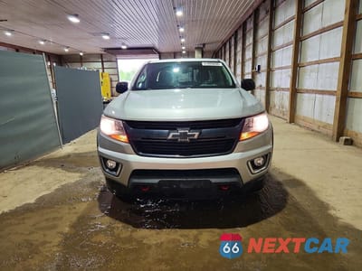Piąte zdjęcie samochodu w środku: 2018 CHEVROLET COLORADO LT VIN:1GCGTCEN9J1106776 - miniatura