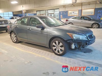 Czwarte zdjęcie samochodu z boku: 2008 HONDA ACCORD EXL VIN:1HGCP268X8A025075 - miniatura