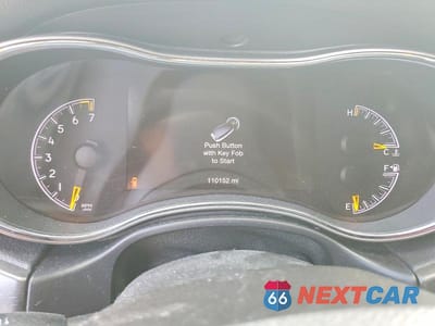 Zdjęcie 9 z 11 samochodu: 2017 JEEP GRAND CHEROKEE LAREDO VIN:1C4RJEAG1HC826931 - miniatura