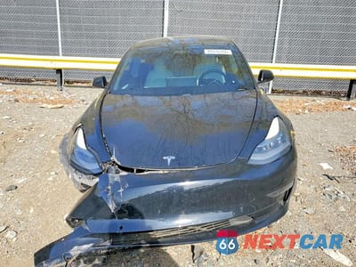 Piąte zdjęcie samochodu w środku: 2021 TESLA MODEL 3 VIN:5YJ3E1EC8MF049493 - miniatura