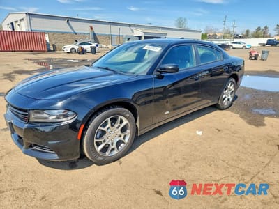 2015 DODGE CHARGER SXT 2C3CDXJG2FH806551 - główne zdjęcie licytacji z USA - miniatura